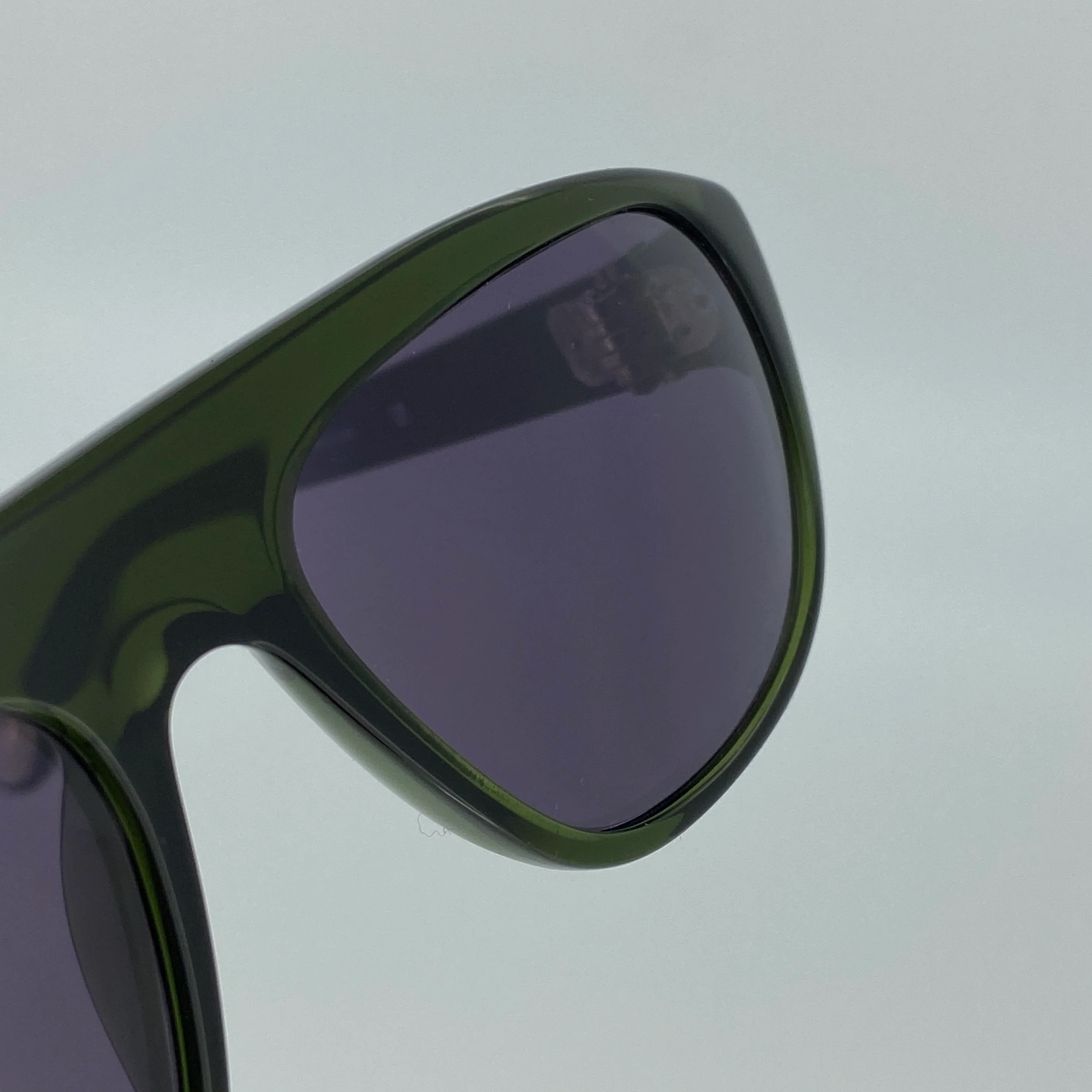 Ann Demeulemeester Men's Sunglasses Flat Top Green and Purple - Image 9