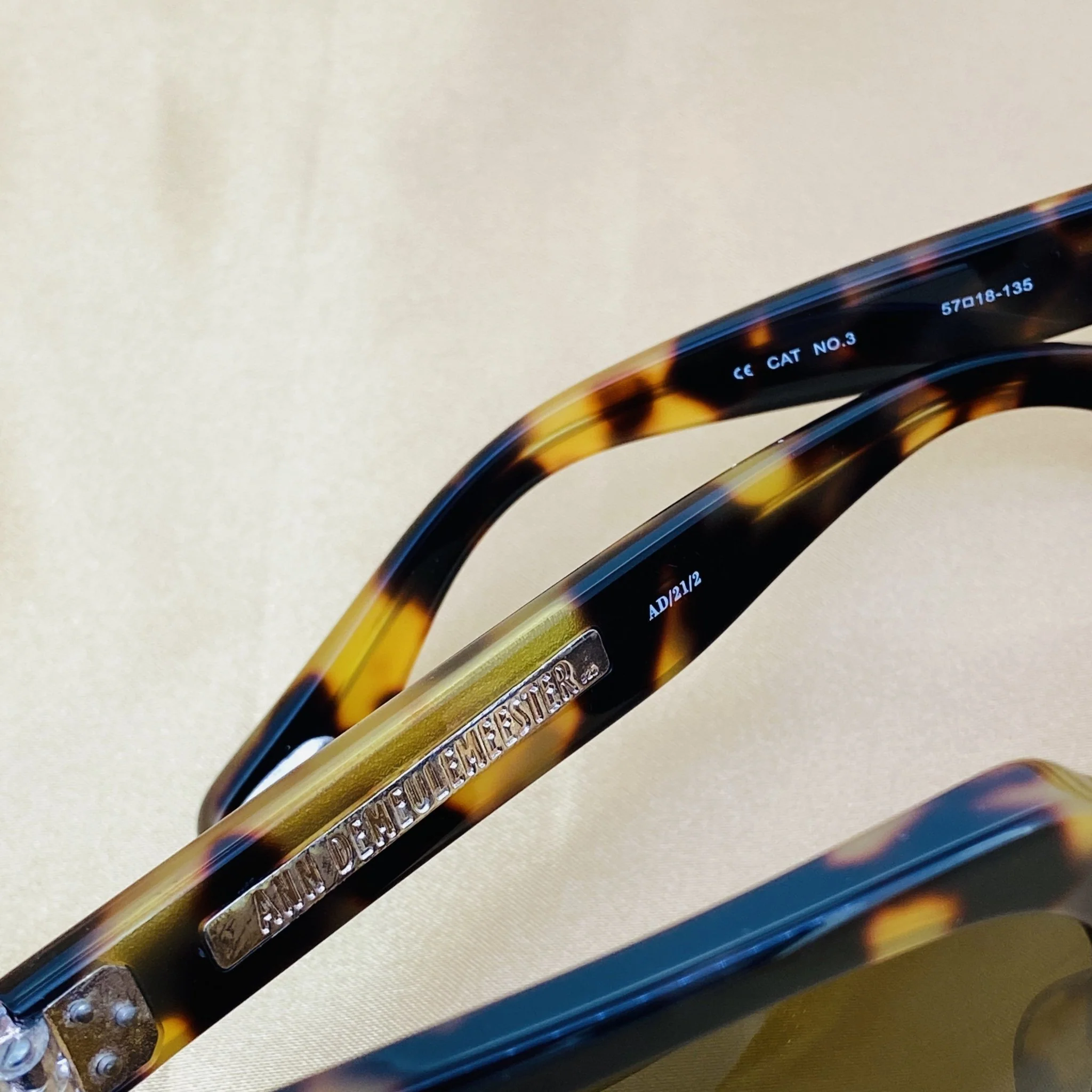 Ann Demeulemeester Sunglasses Oversized Tortoise Shell and Brown - Image 10